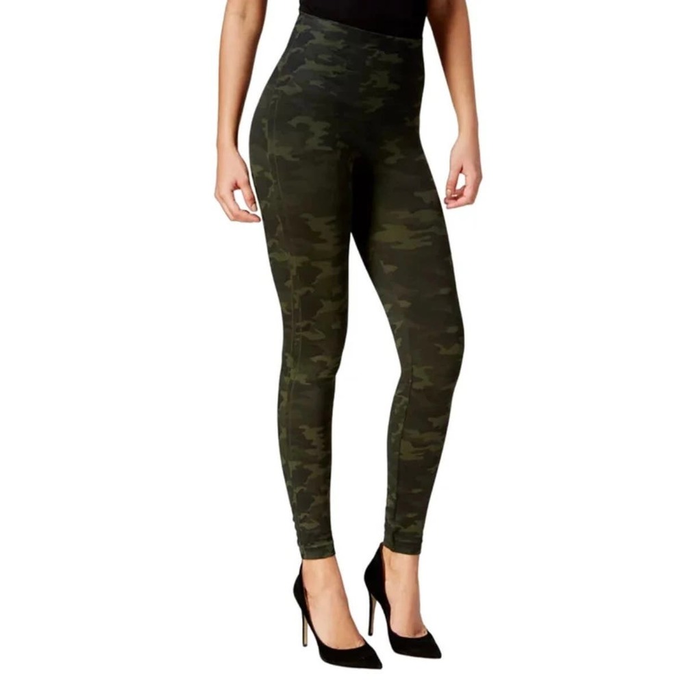 NWT SPANX Look At Me Now Green Camo Leggings Size M